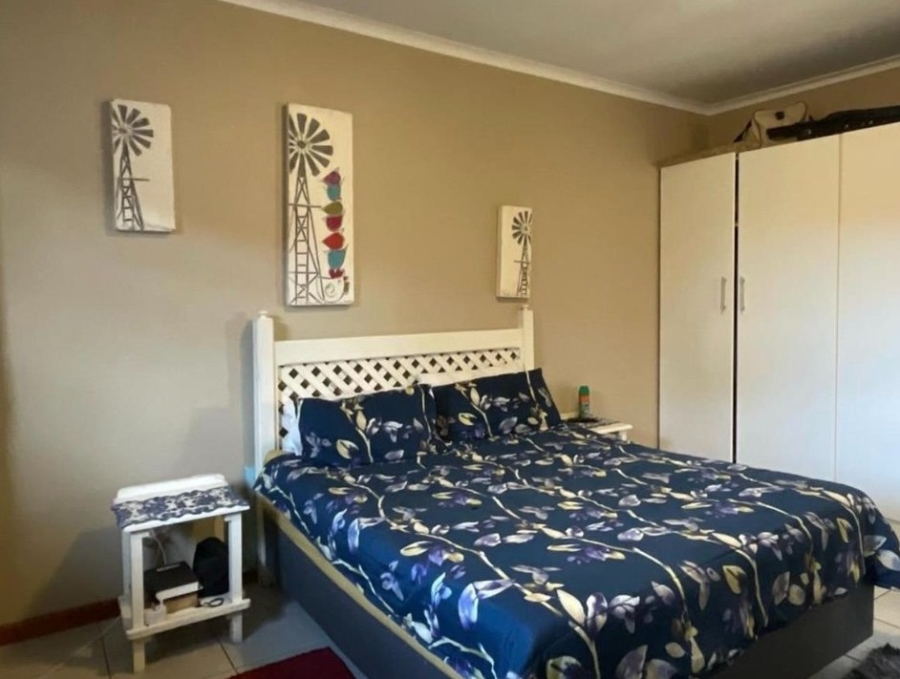 2 Bedroom Property for Sale in Noorsekloof Eastern Cape
